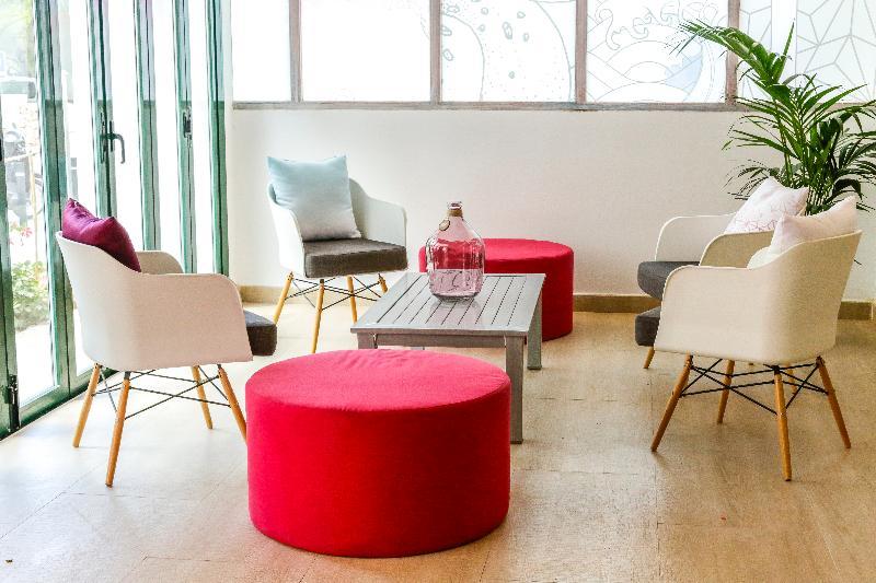 Hostal Rosales Es Pujols Ngoại thất bức ảnh